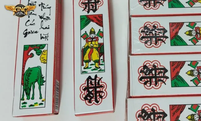 Tam cúc là gì Hướng dẫn phương pháp xếp bài Tam cúc