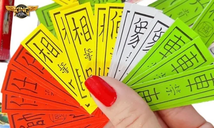 Bài Tứ sắc mang đậm nét truyền thống và được chơi phổ biến ở miền Trung và miền Nam